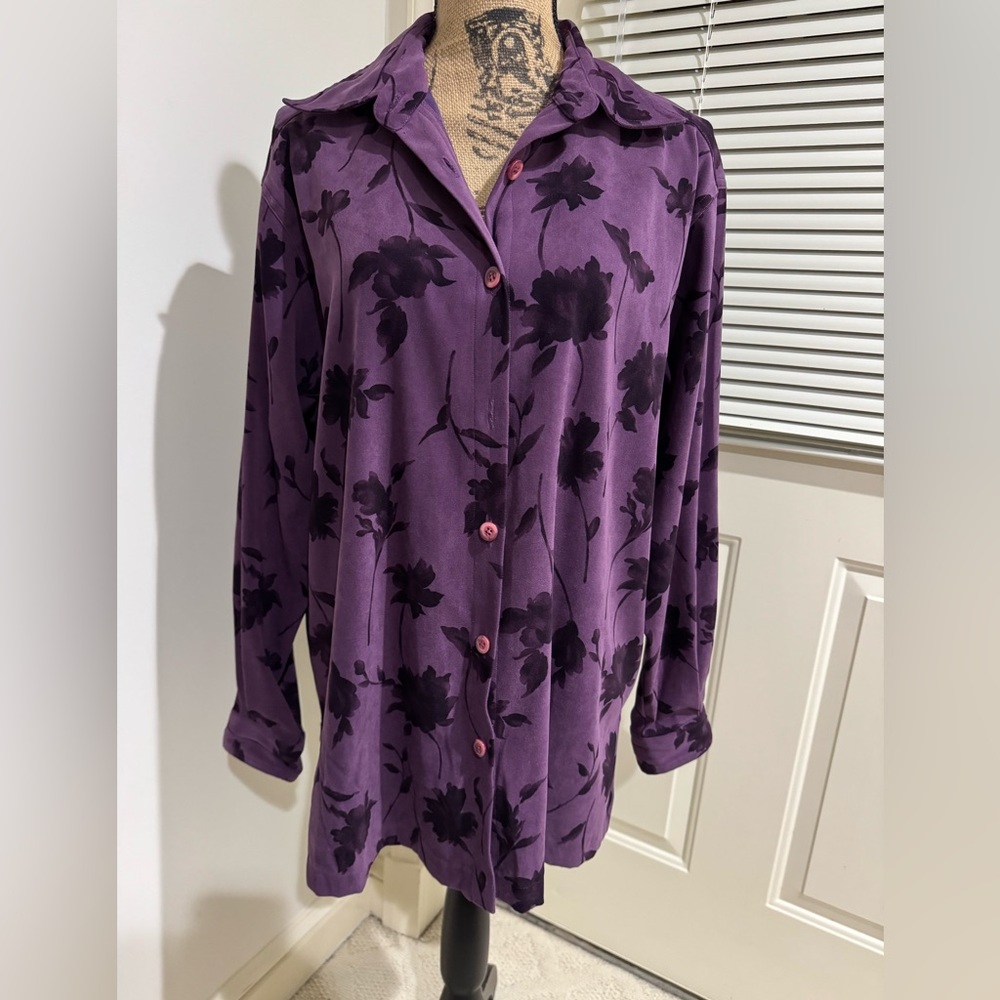 Notations Clothing Co.long sleeve purple button down top size Large